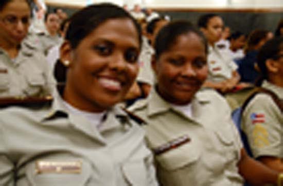 Policiais femininas querem igualdade de direitos