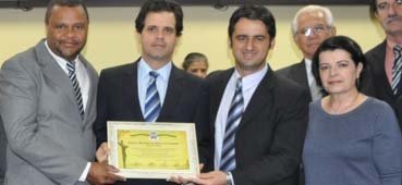 Câmara homenageia Justiça Federal