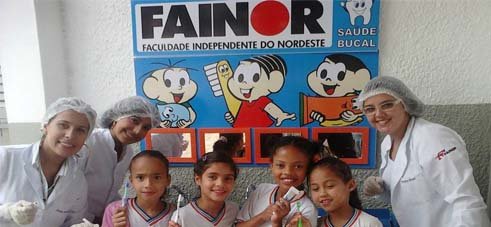 FAINOR faz ação social em escolas públicas