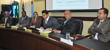 Enfermeiros homenageados pela Câmara