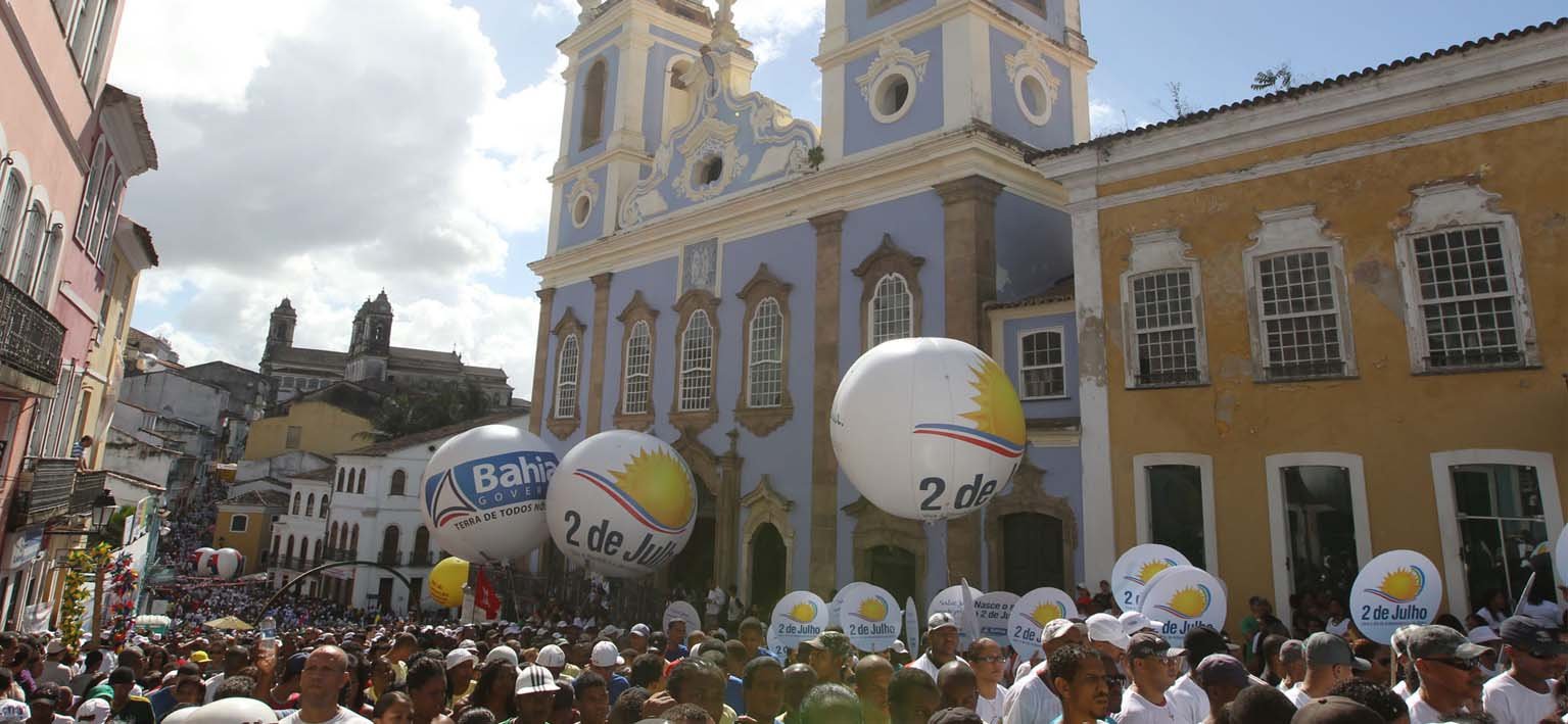 Baianos reverenciam heróis da independência