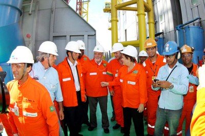 Plataforma da Petrobras na Bahia desenvolve indústria naval