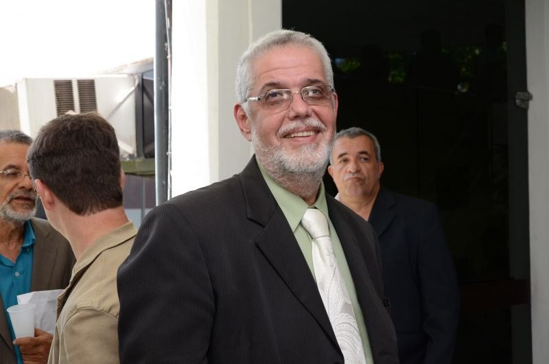 Solla entrega Centro de Hemorragia no Hospital de Base