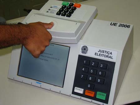 TRE-BA irá cadastrar novas cidades para votação biométrica