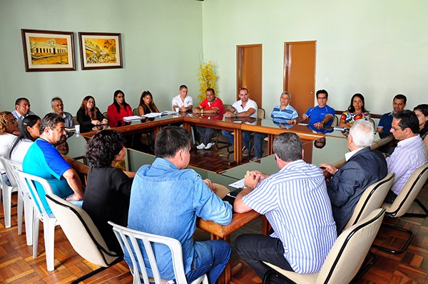 Adiada a transferência da Feira do Paraguai