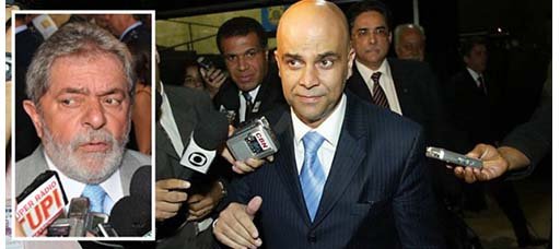 Ministério Público pede que PF investigue Lula