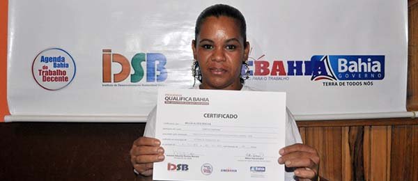 Alunas do IDSB passam em seleção da PMVC