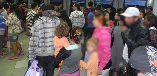 Boatos sobre Bolsa Família movimentam agência da CEF