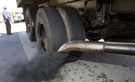 Multa para caminhões e ônibus: emissão excessiva de poluentes