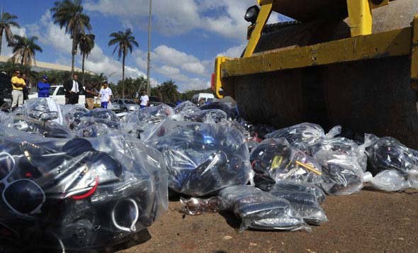 Receita destrói mercadorias contrabandeadas