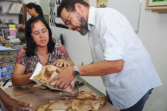 Oficinas de Arteterapia transformam vida de usuários