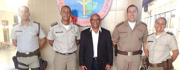 Violência nas escolas reune comunidade