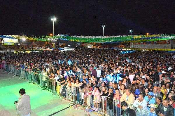 Público aprova o Centro Glauber Rocha – Educação e Cultura