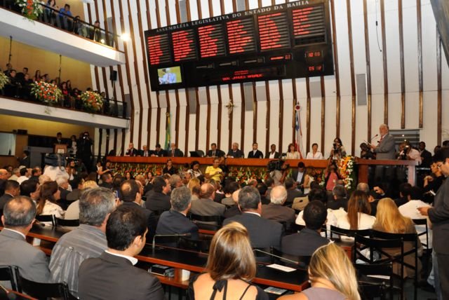 Assembléia Legislativa tem 1/3 renovada