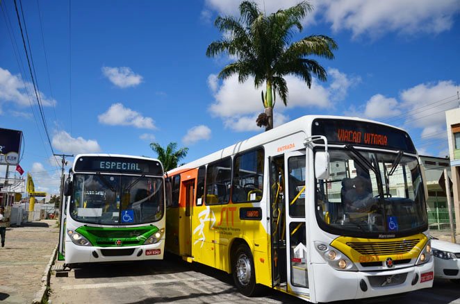 Gratuidade e desconto no transporte coletivo são garantidos