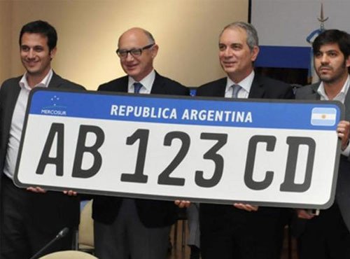 Carros do Mercosul terão placas unificadas em 2016