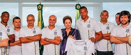 Força tarefa estuda dívida de clubes