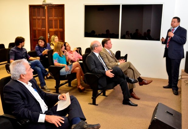 Juiz defende reforma política