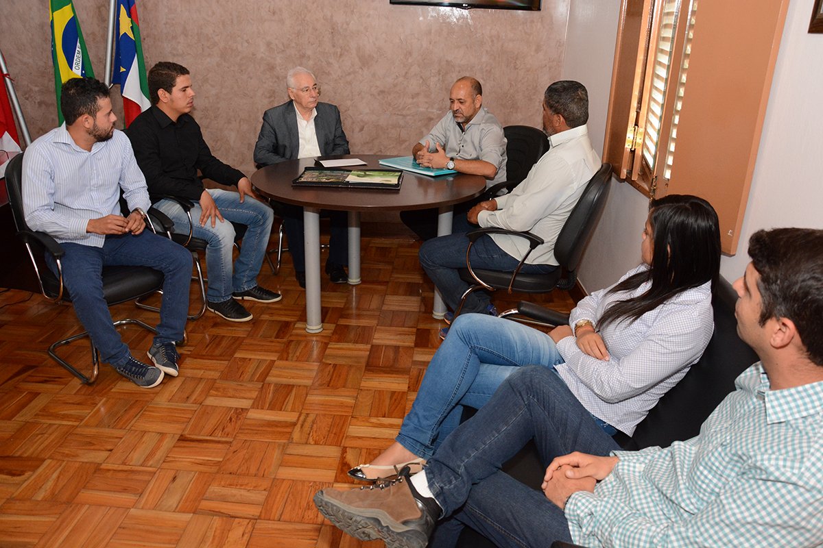 International Property Awards: Guilherme recebe Prisma