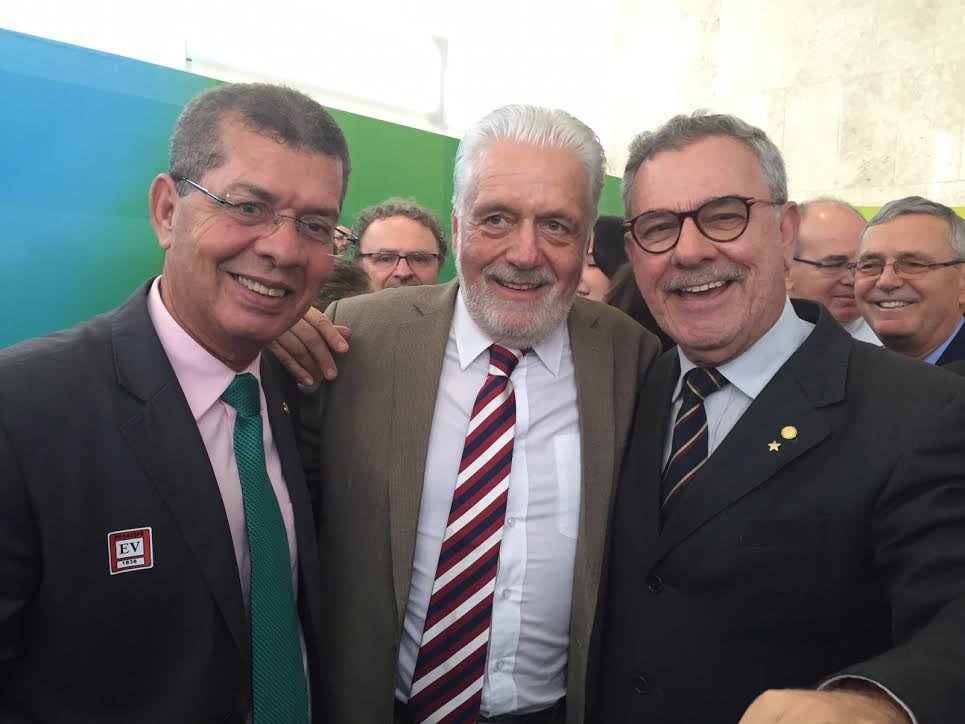 Waldenor e Zé Raimundo com Wagner na Casa Civil