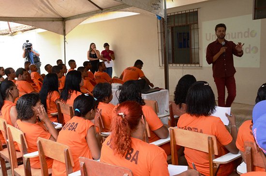 Revisão para Enem chega ao Presídio