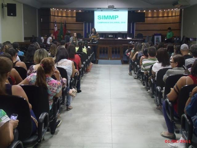 Paralisação: profissionais da educação municipal