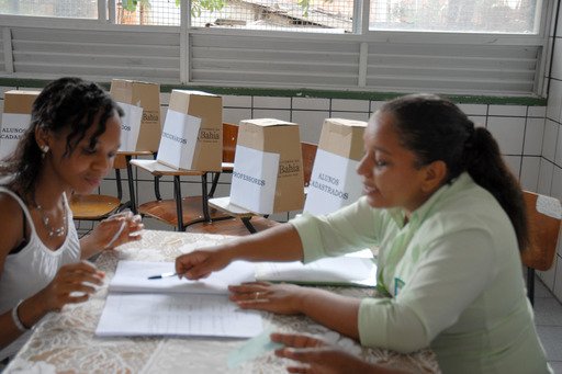 Eleições para diretores de escolas estaduais