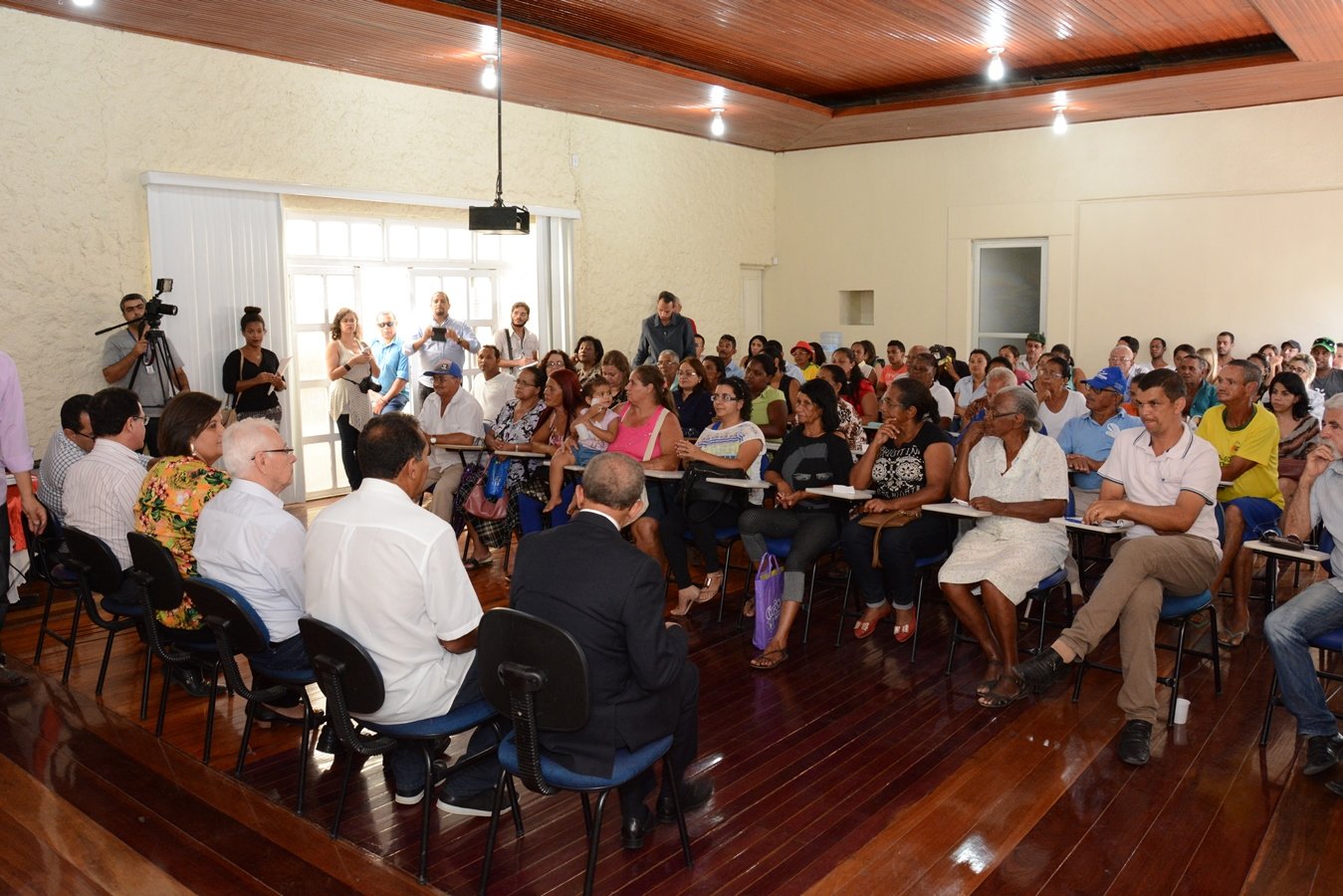 Regularização fundiária do bairro Henriqueta Prates