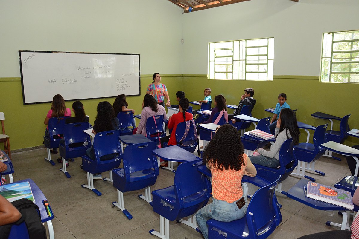 42 mil alunos retornam às escolas e creches nesta segunda, 15