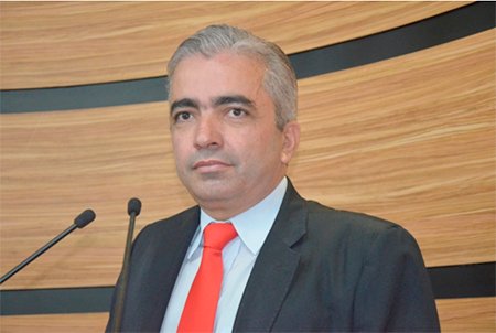 Florisvaldo acusa polícias Federal e Civil