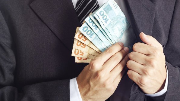 Curso de Combate à Corrupção e lavagem de dinheiro