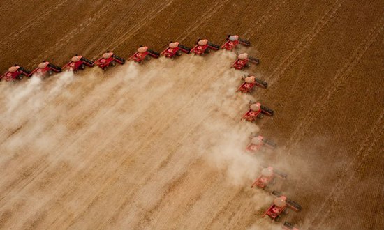 Economia ganha força com investimentos estrangeiros