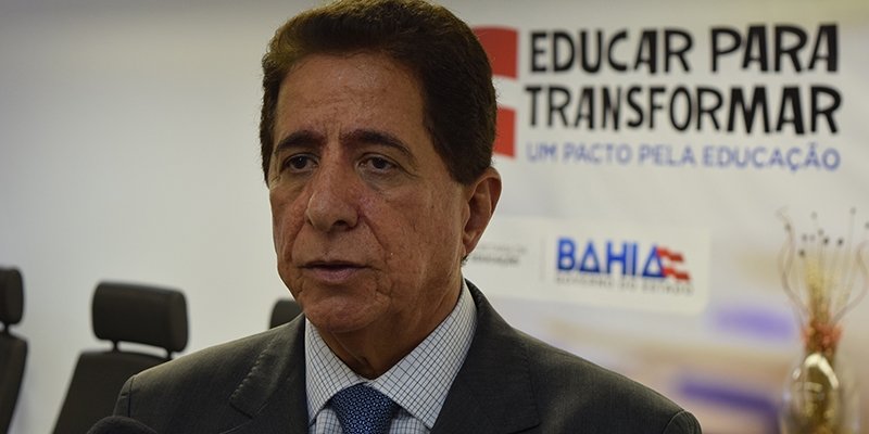 Ajuizada ação contra ex-secretário estadual de Educação