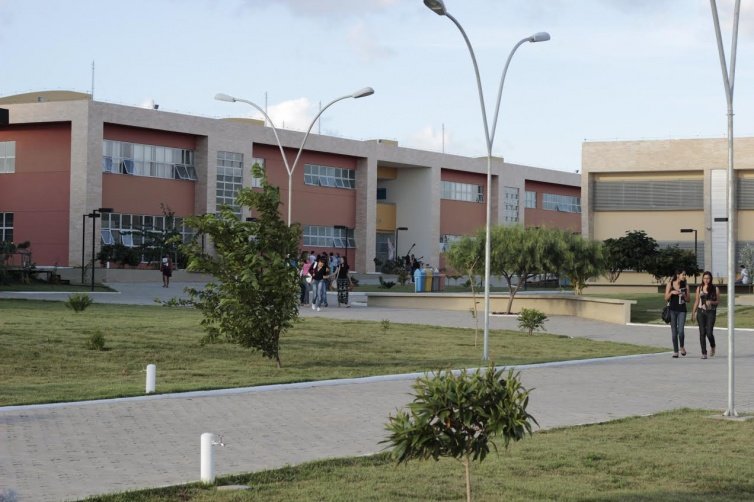 Mobilidade do Campus da UFBA na Câmara