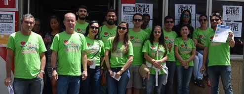 Greve dos bancários continua