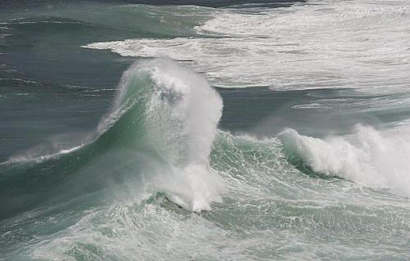 Marinha alerta: Mar Grosso com ondas de 3 metros na costa baiana