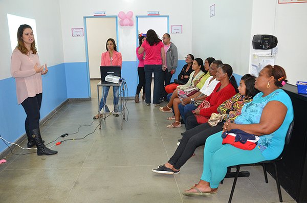 Rede Pública de Saúde participa do Outubro Rosa