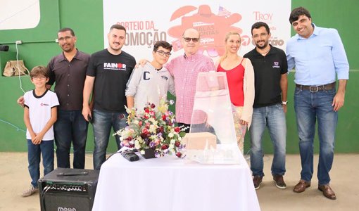 Colégio Opção realiza sorteio da promoção ‘Malas Prontas’