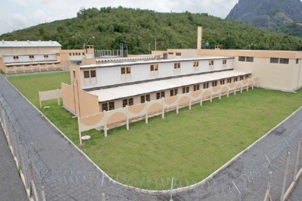 Preso custa 5 vezes mais que aluno de escola pública da rede estadual