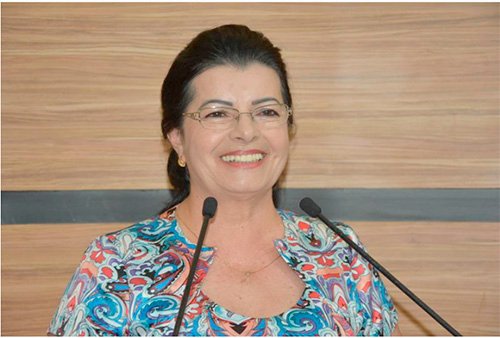 Lúcia Rocha quer empreendedorismo nas escolas