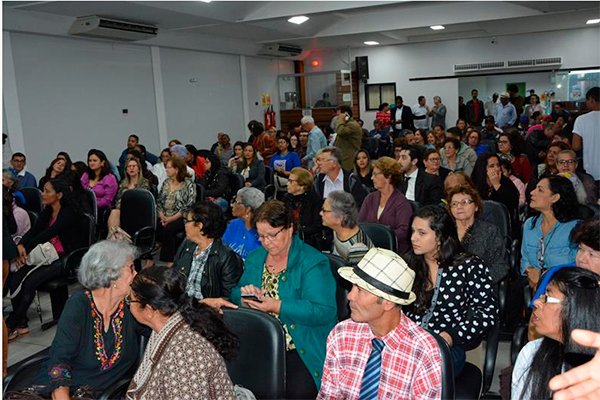 Câmara homenageia mães