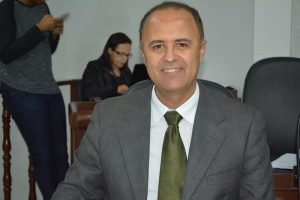 Valdemir: Executivo aceita reajustar em 7,64% salário dos professores