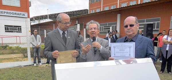 FAINOR e Opção recebem prêmio internacional