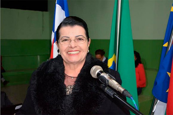 Lúcia Rocha anuncia construção de creche para Bate Pé