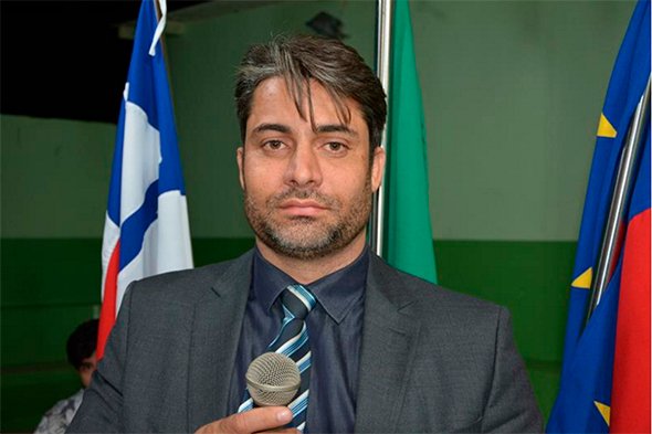 Rodrigo Moreira declara independência de seu mandato