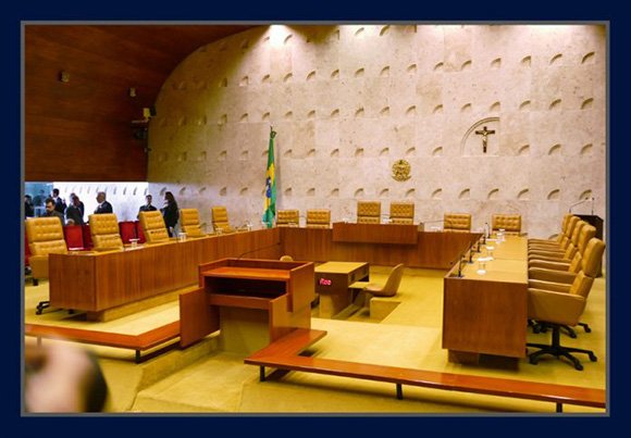 Em que cadeira senta o “clamor” da sociedade?