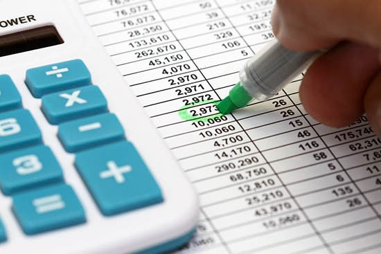 Especialista enumera os três passos para uma vida financeira saudável