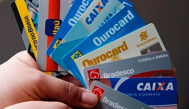 Denatran regulamenta pagamento de multas de trânsito com cartão