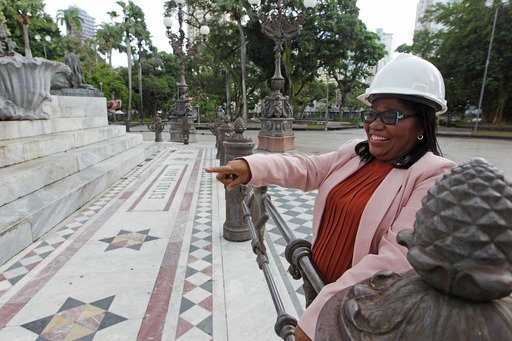 Primeira mulher mestre de obras da Bahia luta pela inserção do gênero na Construção Civil