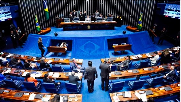 Eleição para o Senado contraria pesquisas e mostra alta renovação